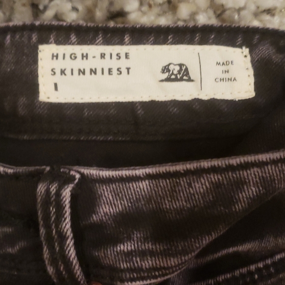 Bullhead Denim Jeans - Picture 6 of 10